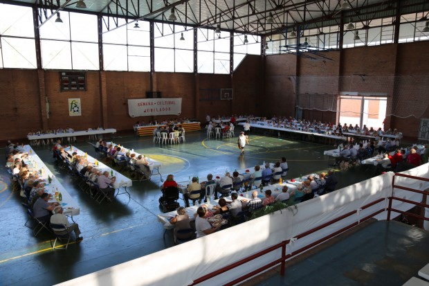 NP Juan Martínez y María Vila homenajeados por la Asociación Hogar de Pensionistas y Jubilados de Mequinenza