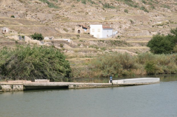 embarcadero en el ‘Poble Vell’ de Mequinenza