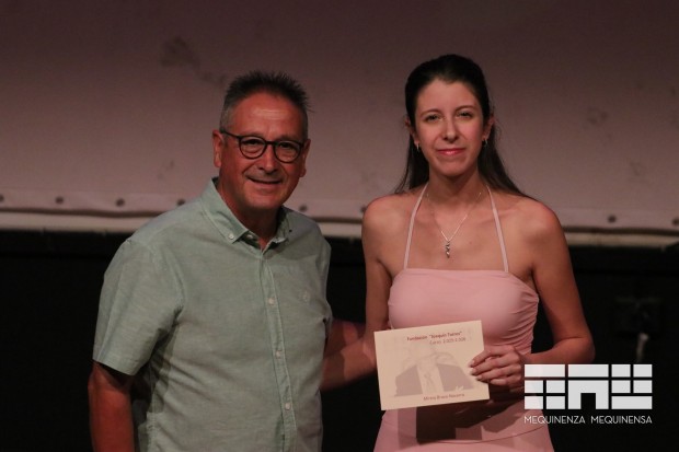 XXXIII Becas Torres